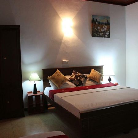 Guest Ryan Hotel Katunayaka Εξωτερικό φωτογραφία