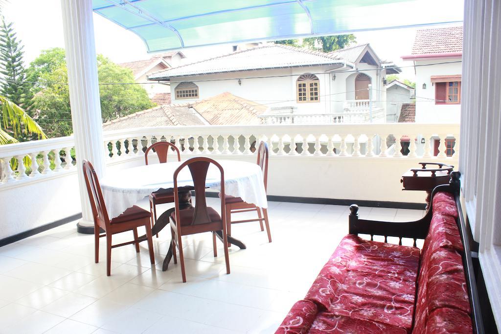 Guest Ryan Hotel Katunayaka Εξωτερικό φωτογραφία