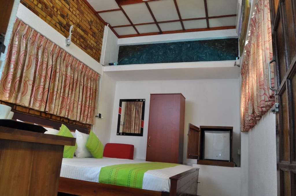 Guest Ryan Hotel Katunayaka Εξωτερικό φωτογραφία