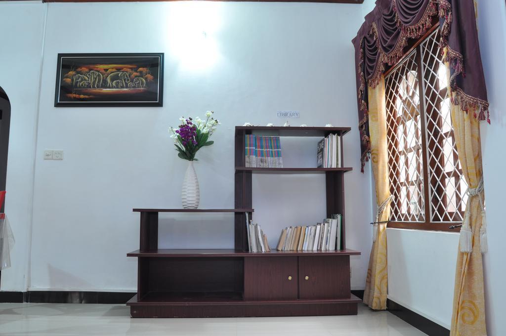 Guest Ryan Hotel Katunayaka Εξωτερικό φωτογραφία