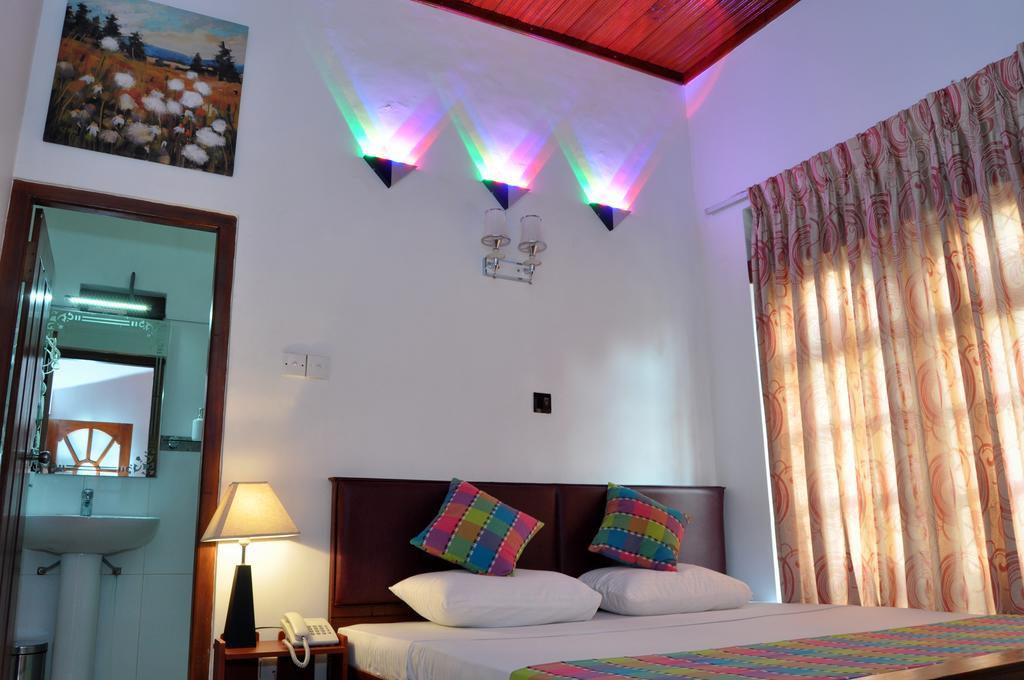 Guest Ryan Hotel Katunayaka Εξωτερικό φωτογραφία