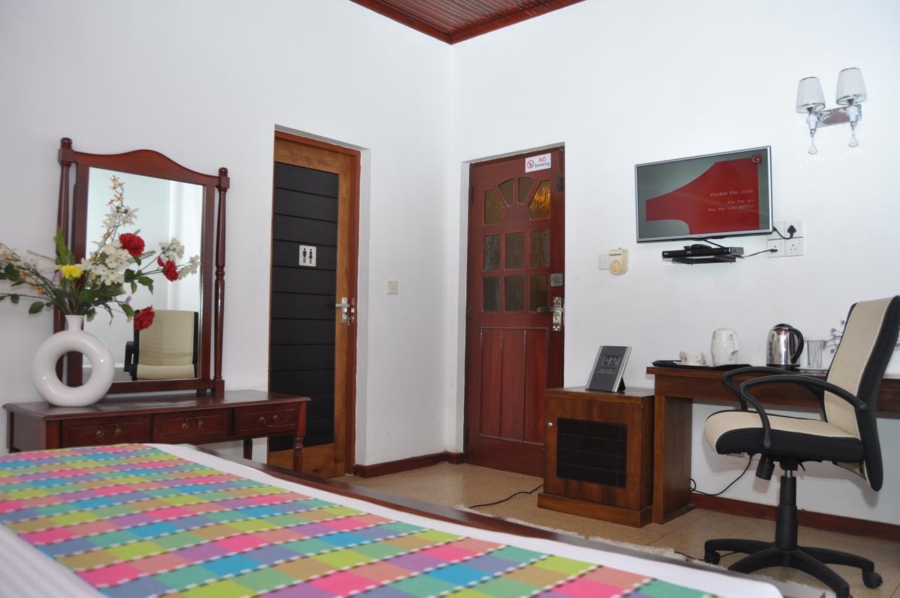Guest Ryan Hotel Katunayaka Εξωτερικό φωτογραφία