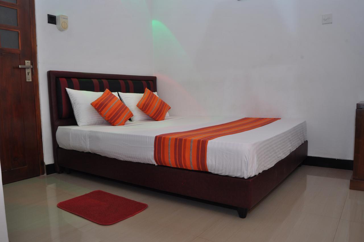 Guest Ryan Hotel Katunayaka Εξωτερικό φωτογραφία